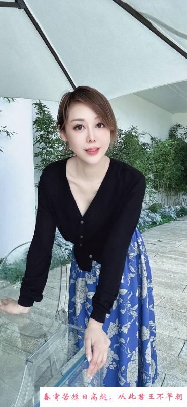 长腿高跟服务好妹子 第2张