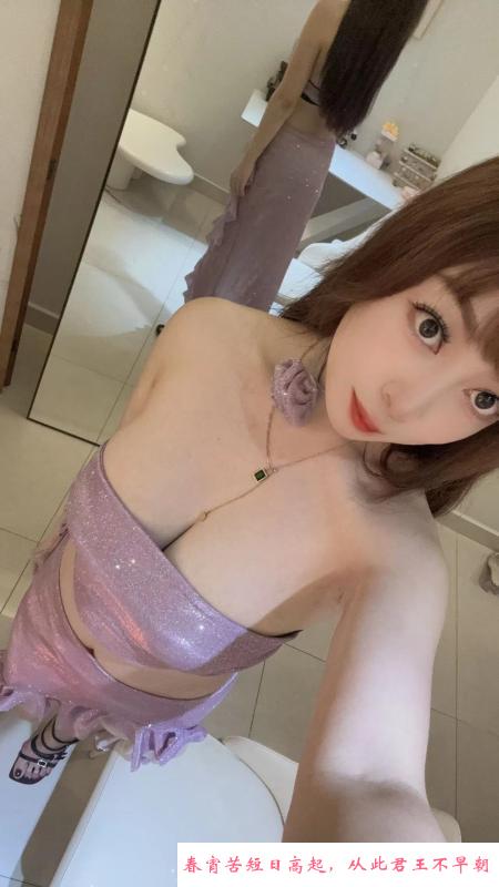 天河潭村高挑大奶妹 第3张