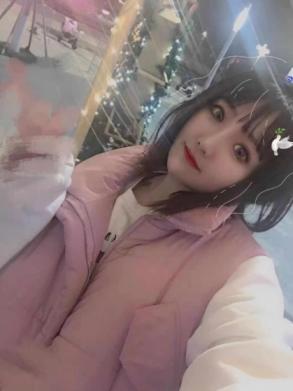 微胖小姐姐长得好看 第1张