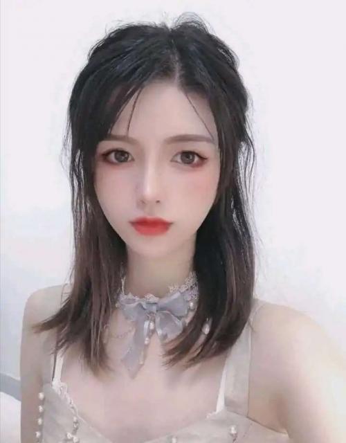 职大芳芳 第1张