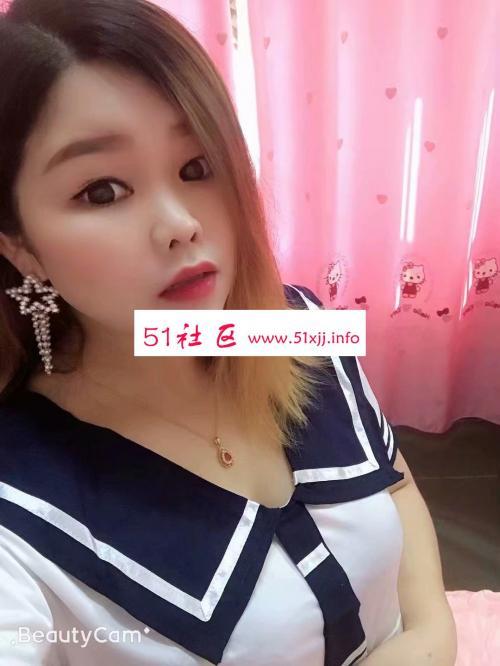 丰满胸大美女，真的非常好 第1张