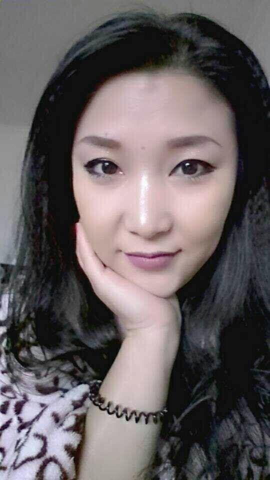 南宁民主路的东北D杯美女 第1张