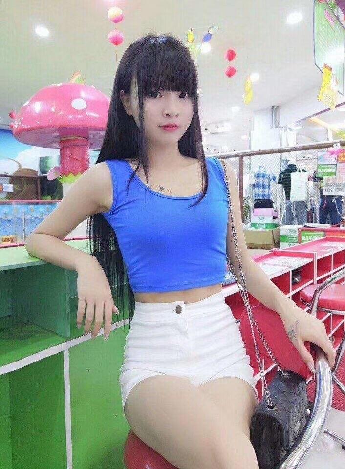 成都巨乳童颜，清纯靓丽，奶挺粉木耳学妹 第1张