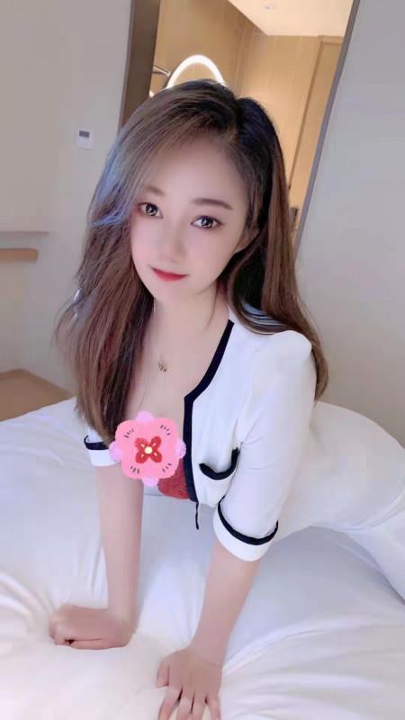 静安翘臀小不点 第3张