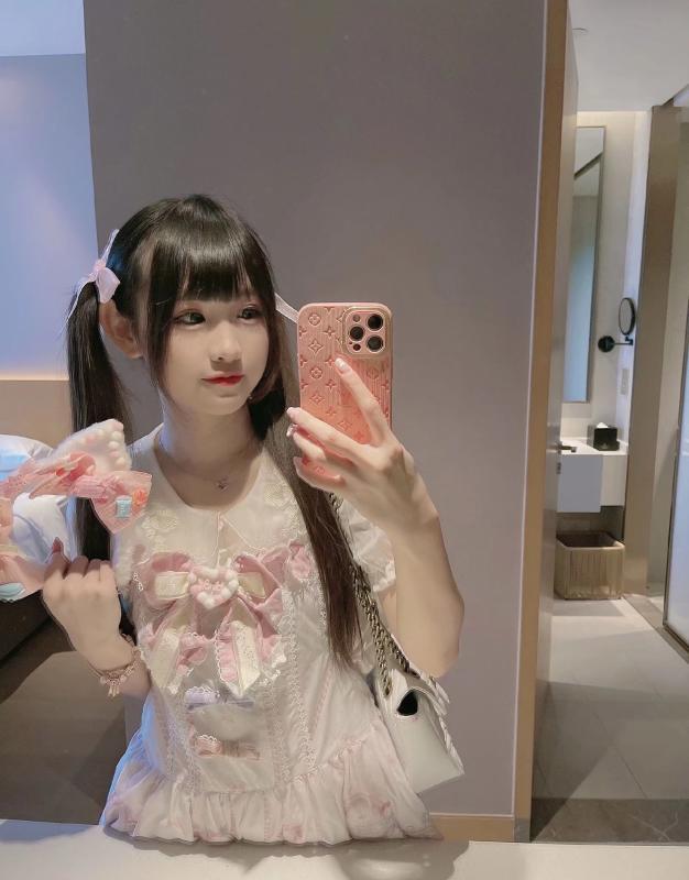 南京小萝莉 第2张