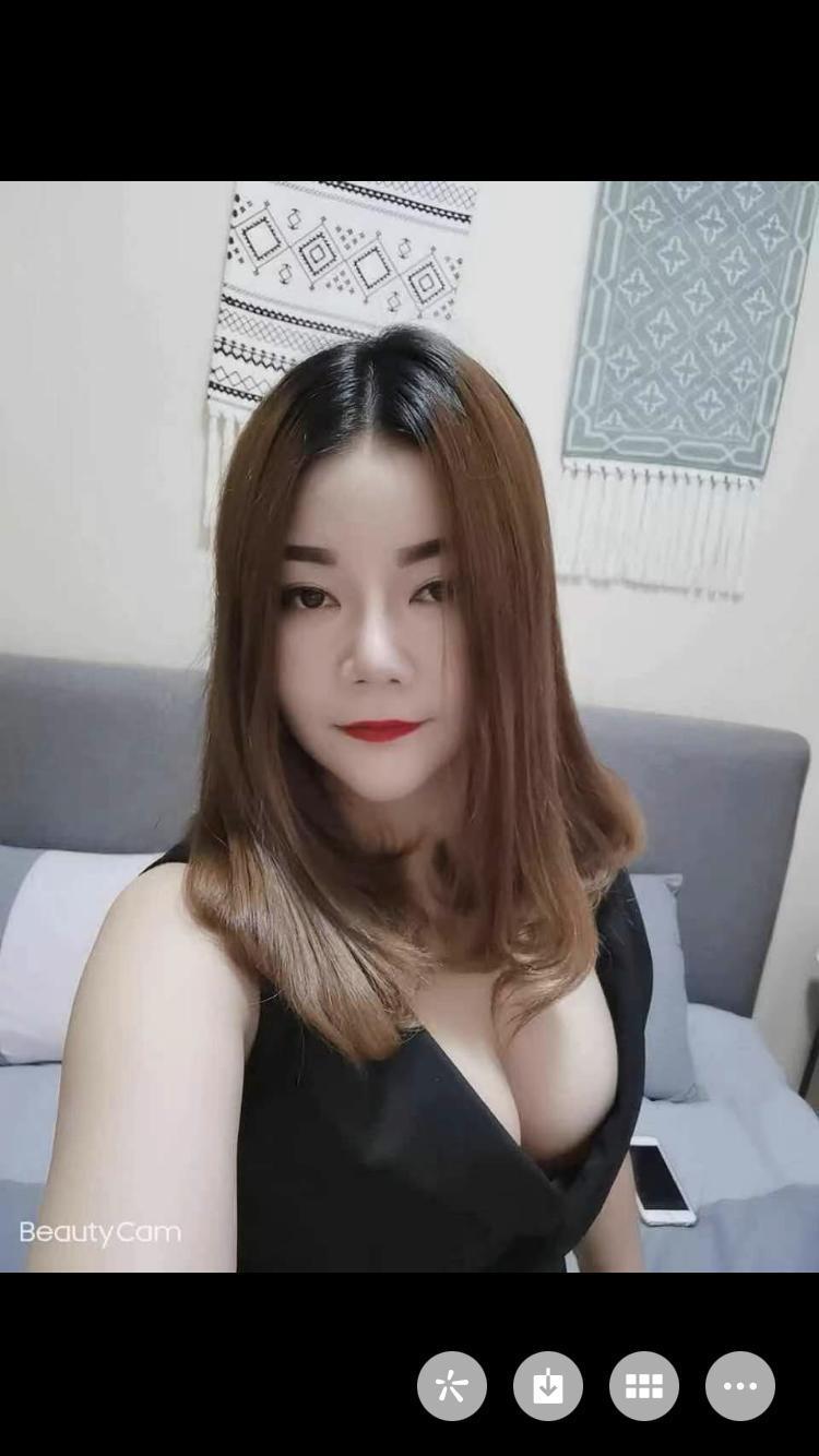 胸大服务型少妇 第1张
