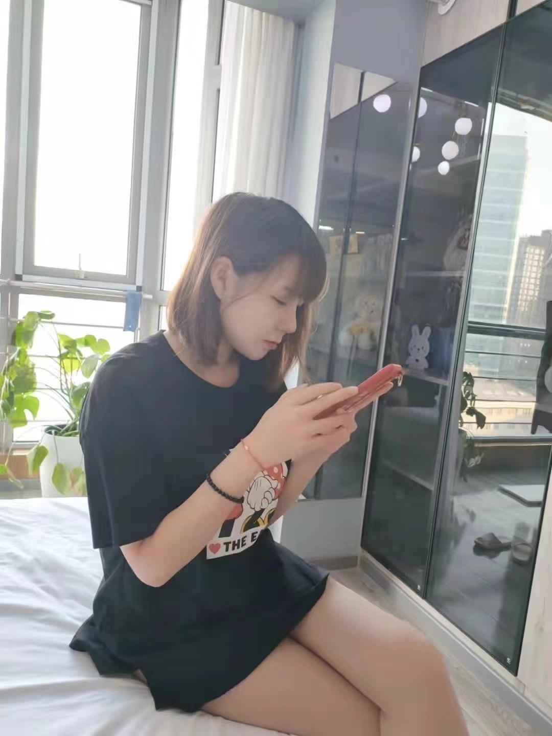 七月妹子,小女友的代入感 第2张