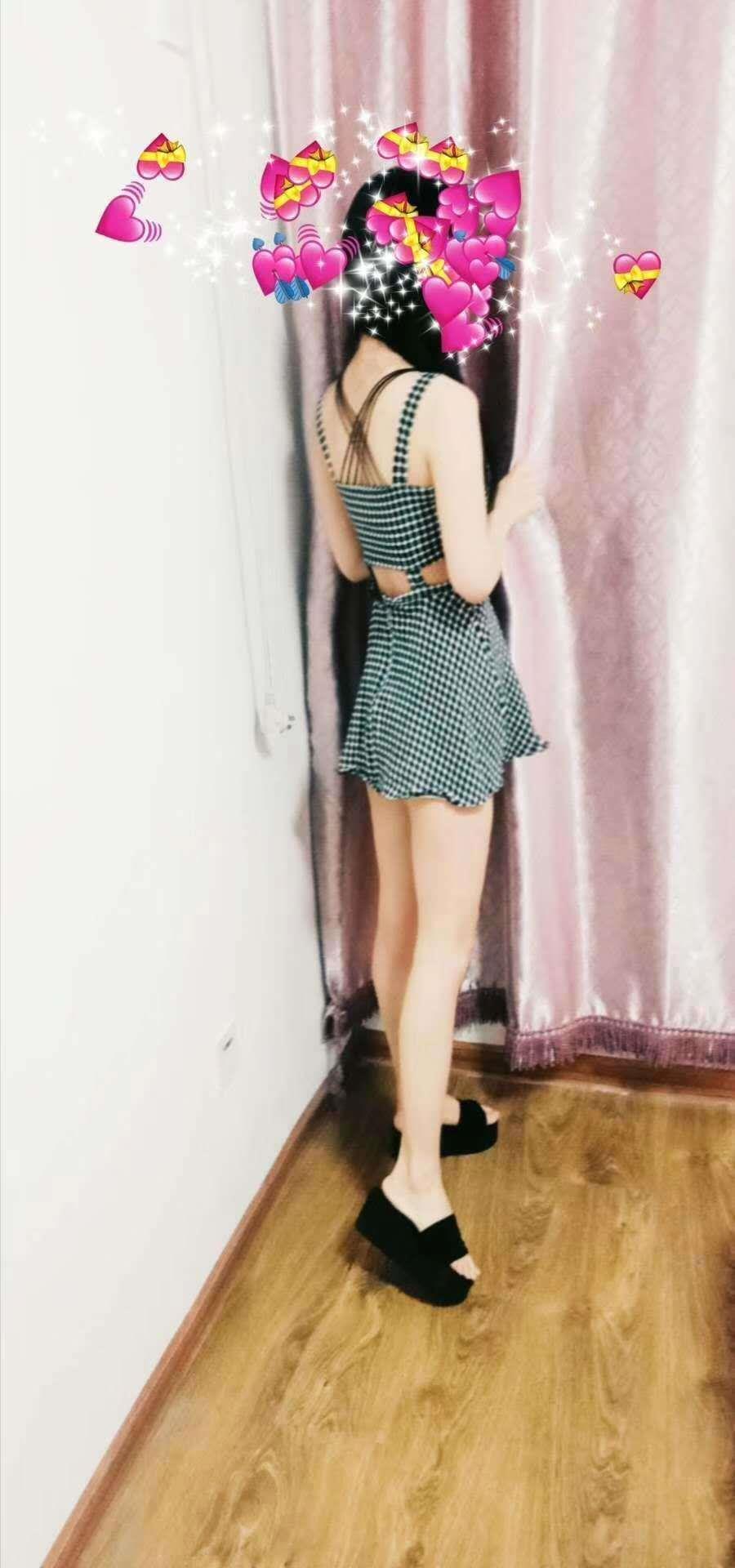 偷得浮生睡了邻家小妹 第1张