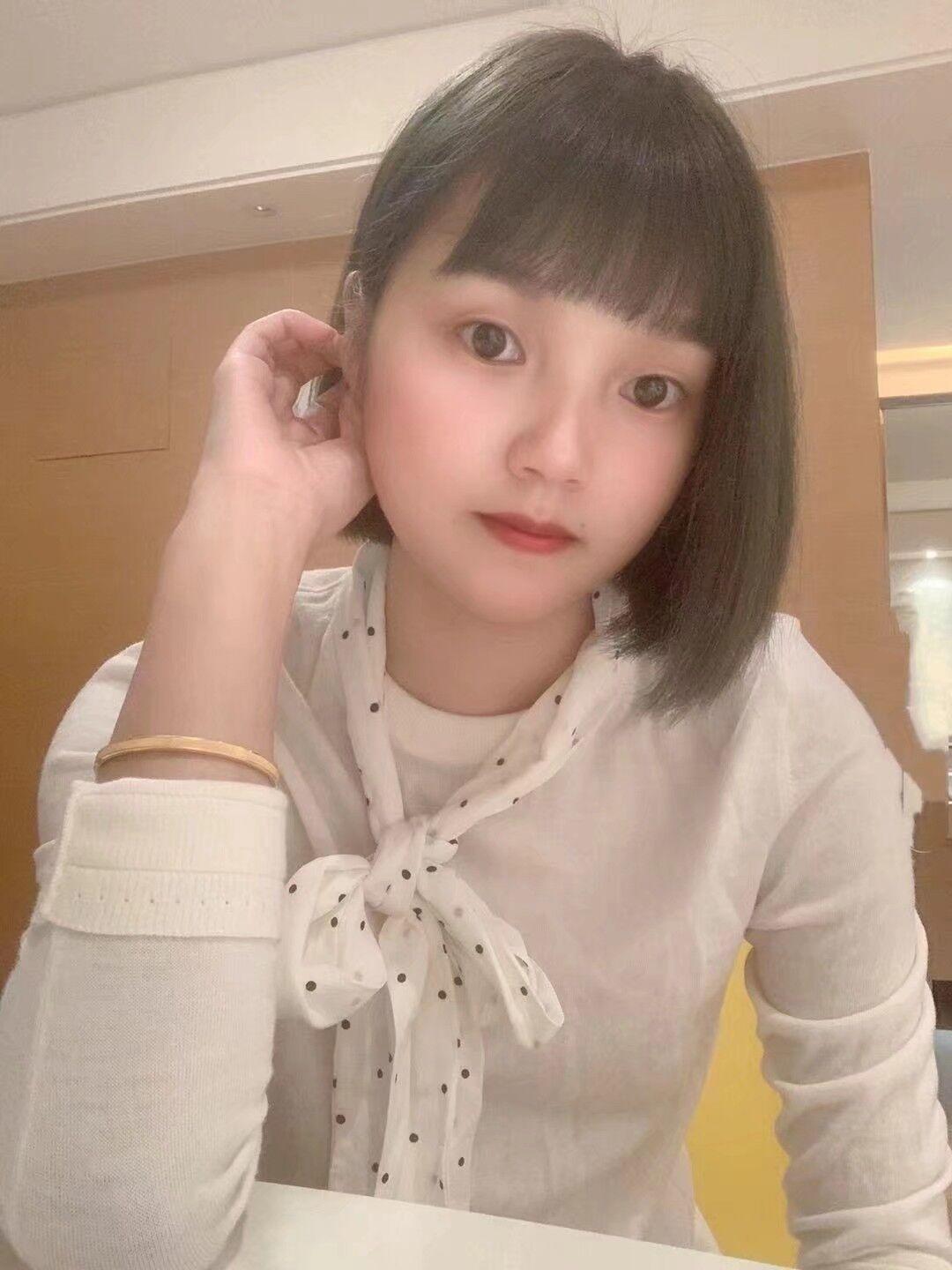 望京嫩妹乖乖,清纯真实,为我深度深喉,配合度杠杠的 第2张